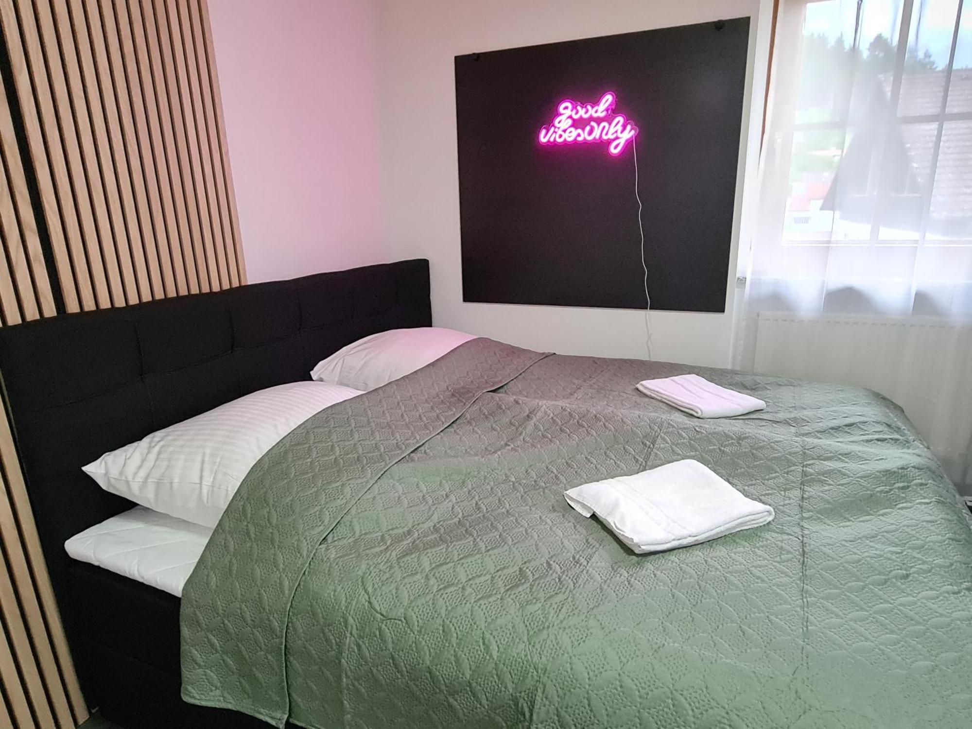 Theox No 11 Studio Apartment Fuer 2 Personen Heppenheim  外观 照片